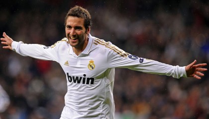 九游体育官网首页-_黄蜂主场逆袭，奋不顾身抗强敌_，黄蜂队比赛视频聚胜顽球汇